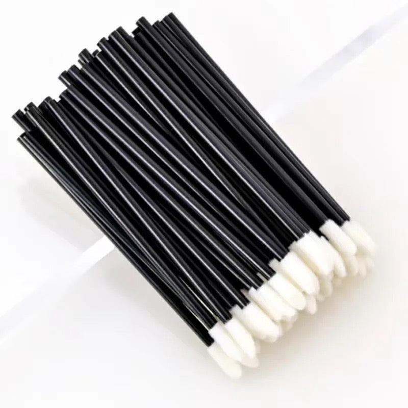 Brosse à lèvre jetable